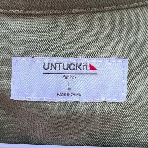 UNTUCKit Jumpsuit  Woman’s size large earthy‎ green minimalist - Picture 7 of 15